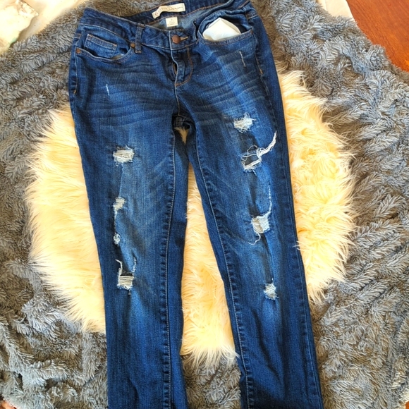 Est. 1946 Dark Wash Distressed Skinny Stretch  Contemporary size 2 - Picture 3 of 9